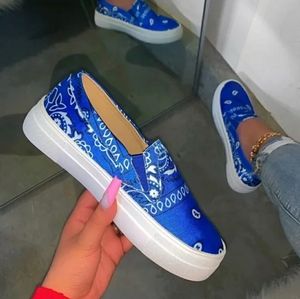 Bandana slip ons